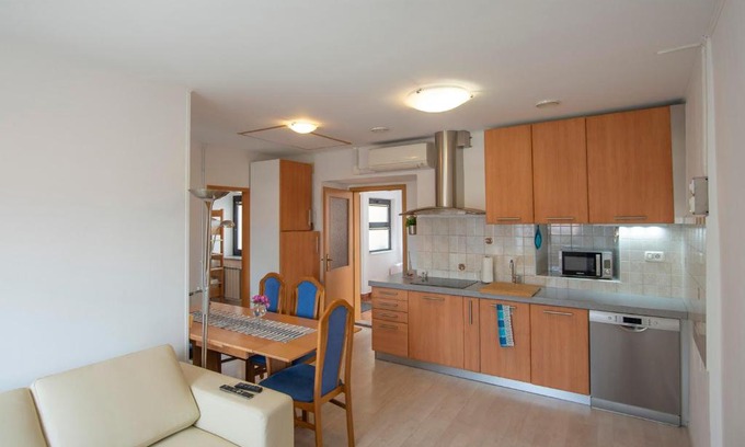 Ajdovscina Apartment | Apartma Bajc