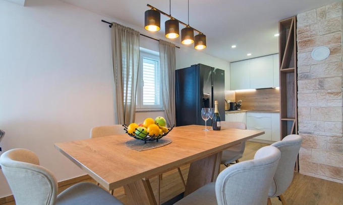 Srima Apartment | Apartman Ana 2