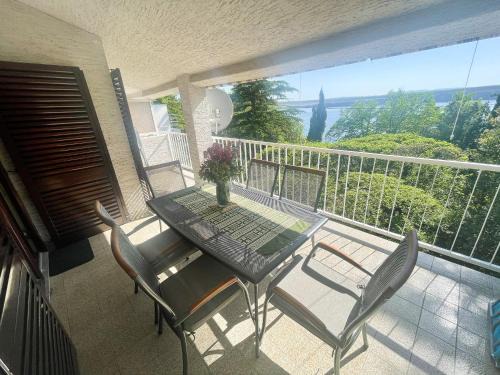 Jadranovo Apartment | Apartman Blažina