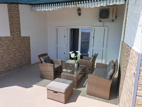 Kastel Stafilic Apartment | Apartman GRL