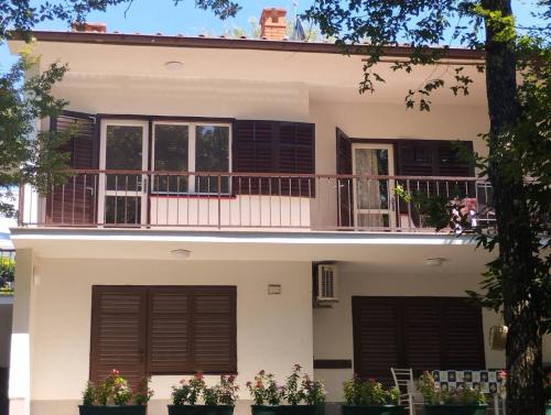 Njivice Apartment | Apartman Kora