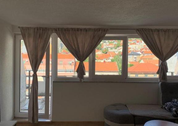 Canton 10 Apartment | Apartman Lara
