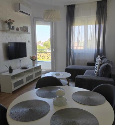 Palic Apartment | Apartman Lola Palić II