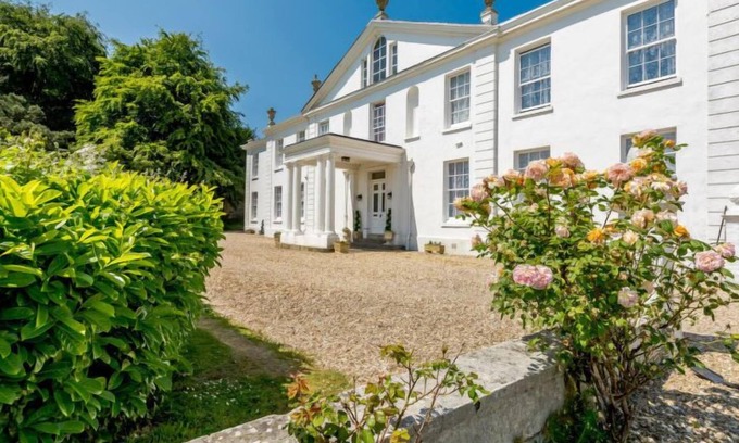 Barnstaple Apartment | Apartment Tracy - Upcott House in Barnstaple and Braunton - 2 persons, 1 bedrooms