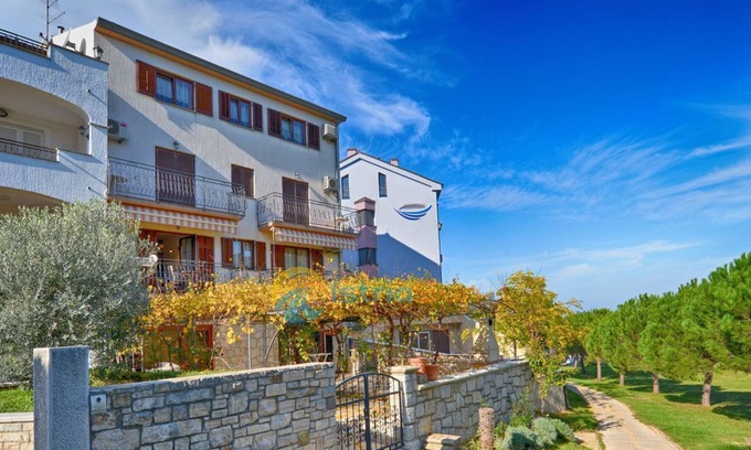 Vrsar Apartment | Apartment 1299/12345 (Istria - Vrsar), 300m from the beach