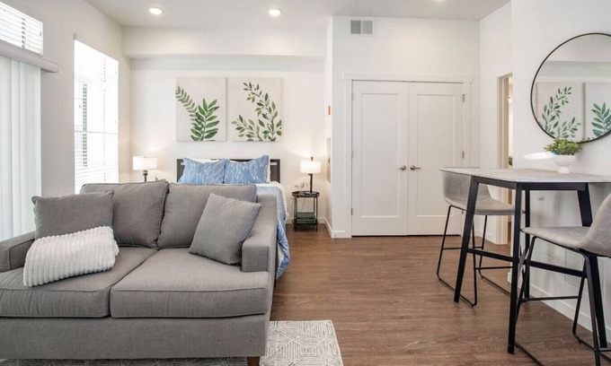 North Salt Lake Apartment | Apartment 2102 · Luxury style studio 1 bath apartment