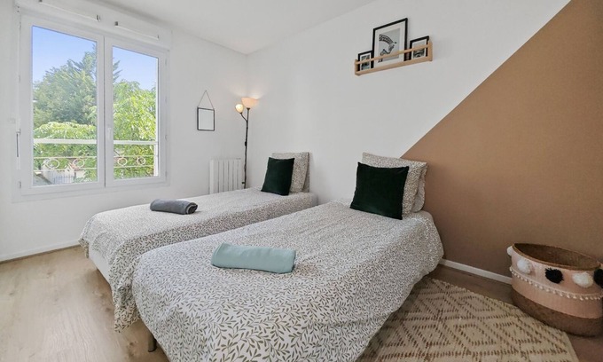 Suresnes Apartment | Apartment 3 Rooms in Suresne | Paris - La Defense