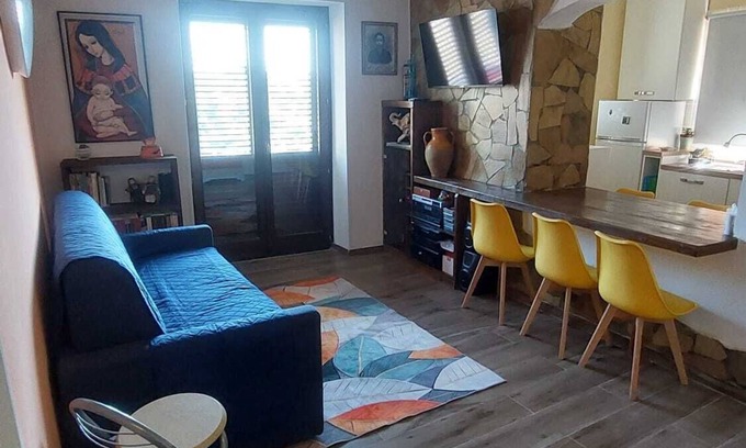 Monterosso Calabro Apartment | Apartment at Aunt Maria's along the path of the Kalabria Coast to Coast