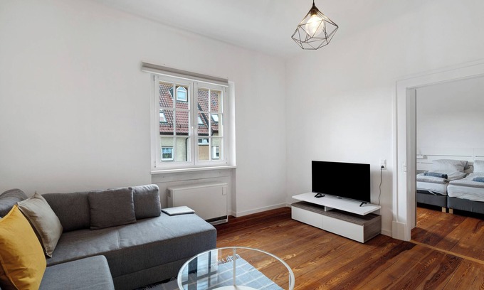 Pforzheim Apartment | Apartment 'Altbau Mit Wartberg - Blick' with Balcony and Wi-Fi
