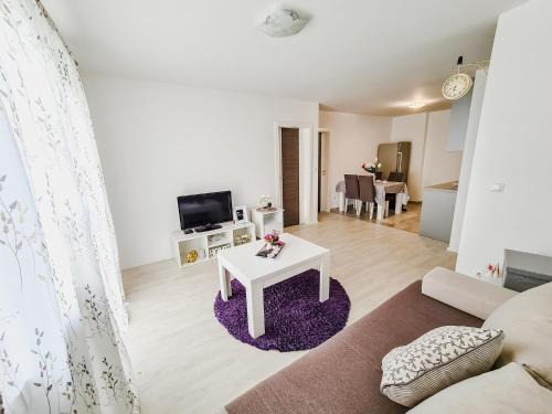 Canton 10 Apartment | Apartment Andrej