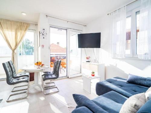 Lapad Apartment | Apartment Anka - One Bedroom Apartment with Terrace