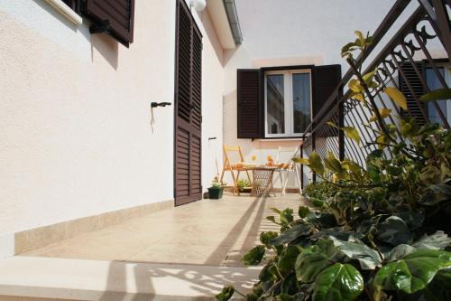 Slatine Apartment | Apartment Anton
