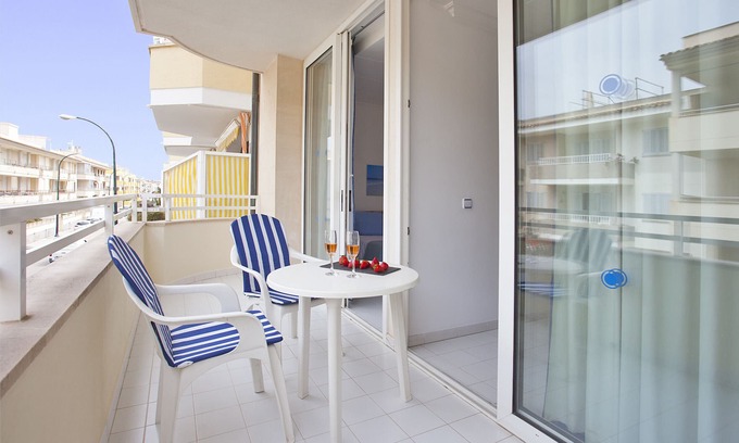 Colonia Sant Jordi Apartment | Apartment 'Apartamento Estándar' with Balcony, Wi-Fi and Air Conditioning