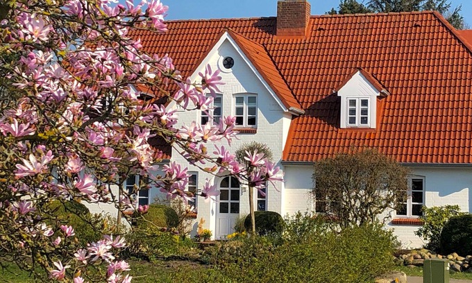 Wyk auf Foehr Apartment | Apartment/apartment for 2 guests with 56m² in Wyk auf Föhr (111095)