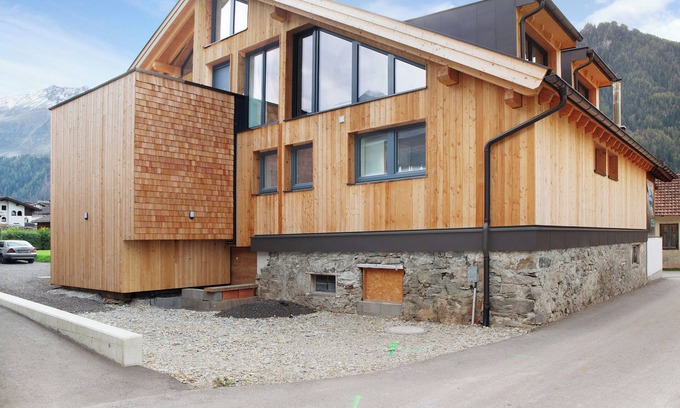 Umhausen Apartment | Apartment 'Bens Auszeit Top 6' with Mountain View, Balcony and Wi-Fi
