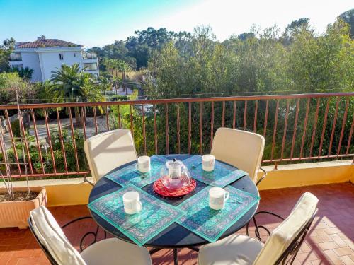 Boulouris-sur-Mer Apartment | Apartment Boulouris Mimosa by Interhome