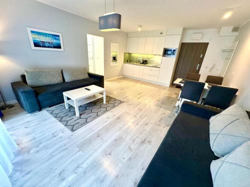 Pogorzelica Apartment | Apartment Bursztyn z ogródkiem I 250m od plażey - Apartment Bernstein mit Garten I 250m vom Strand