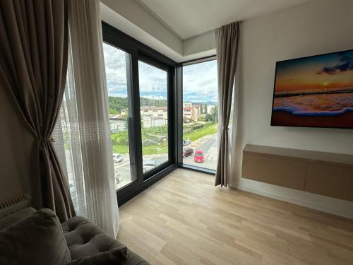Alipasin Most Apartment | Apartment by expert Ado