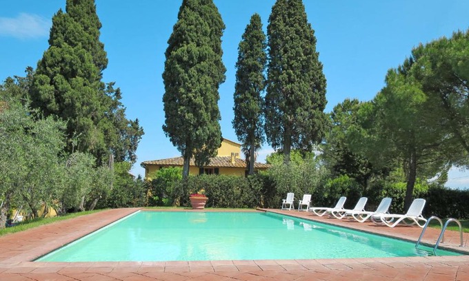 Tavarnelle Val di Pesa Apartment | Apartment Camiglia by Interhome