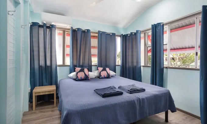 Parramatta Park Apartment | Apartment Centrally Located in the CBD. Shopping Centre is right across the road