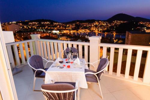 Gruz Apartment | Apartment Denis