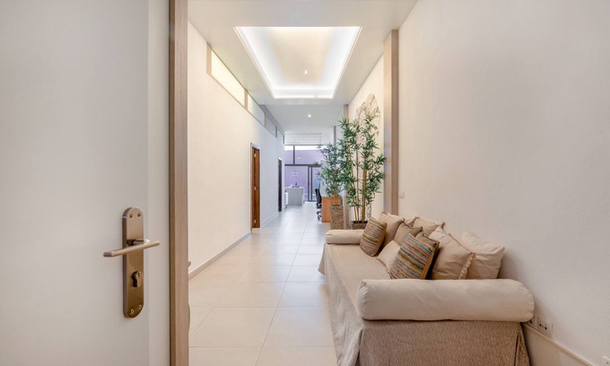 Los Llanos Apartment | Apartment 'Elita' with Mountain View, Private Terrace and Wi-Fi