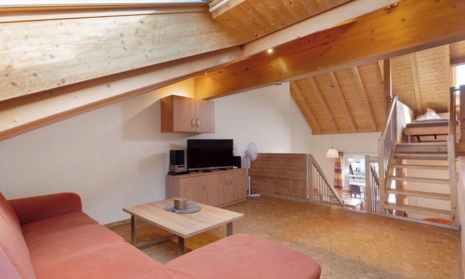 Nesselried Apartment | Apartment 'Ferienwohnung Mirabelle' with Shared Garden, Balcony and Wi-Fi