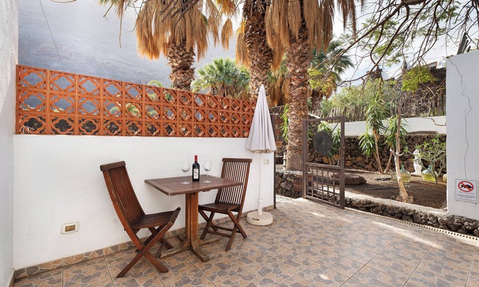 Las Puntas Apartment | Apartment 'Finca Wapa -Olivo' with Sea View, Wi-Fi and Air Conditioning