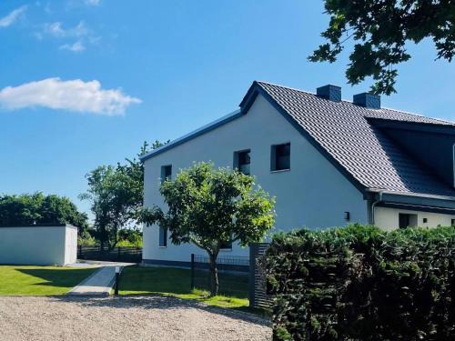 Zierow Apartment | Apartment Helma near sea beach with terrace