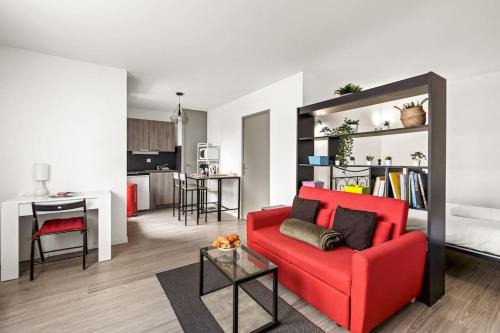 Zola - Pressense Apartment | apartment ideal location for Lyon Center