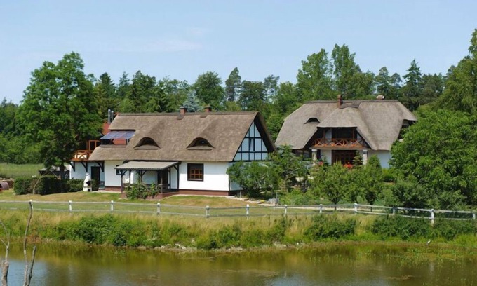 Bytow Apartment | Apartment in a fantastic location just 20 m from Lake Boruja in Rekowo