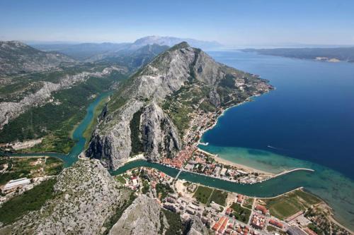 Omis Apartment | Apartment in Duce with sea view, balcony, air conditioning, WiFi 4174-10
