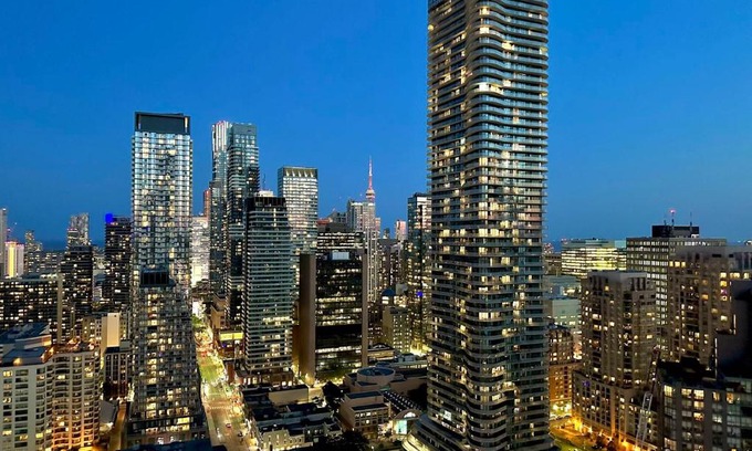 Grange Park Apartment | Apartment in heart of Toronto downtown