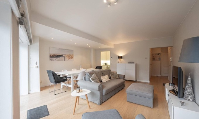 Albertstrand Apartment | Apartment in Knokke near Duinbergen Beach