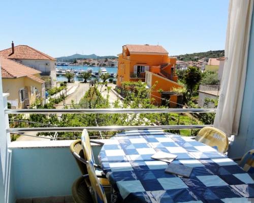 Kukljica Apartment | Apartment in Kukljica with sea view, terrace, air conditioning, Wi-Fi (4567-2)