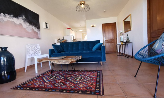 Corbara Apartment | Apartment in L'île-Rousse, large T2, sea view, air conditioning, wifi