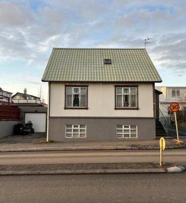 Hafnarfjordur Apartment | Apartment in Reykjavikurvegur - Birta Rentals