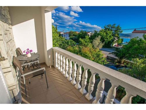 Seline Apartment | Apartment in Starigrad-Paklenica 6881