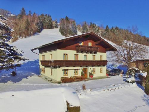Taxenbach Apartment | Apartment in Taxenbach near Ski Lift