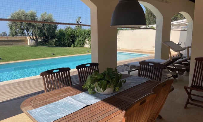 Marina Velca Apartment | Apartment in villa with sea view, private swimming pool, tennis court, golf.