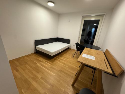Schoeneberg Apartment | Apartment Innsbrucker Platz 2