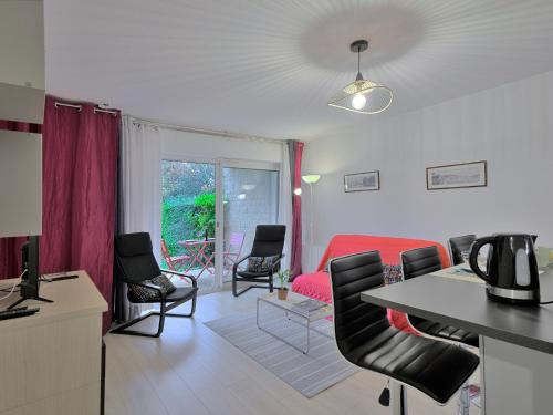 Vannes Apartment | Apartment L'Amirauté by Interhome