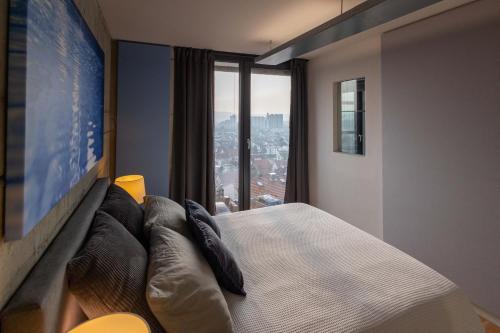 Leonberg Apartment | Apartment "Little Manhattan" - Business-27 qm-ruhig-Parkplatz-Arbeitsplatz-Aussicht