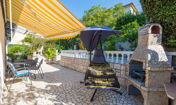 Crikvenica Apartment | Apartment Mladenka