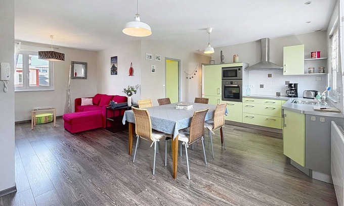 Saint-Pair-sur-Mer Apartment | Apartment Near Beach in St Pair-sur-Mer, Private Parking, 4 Guests