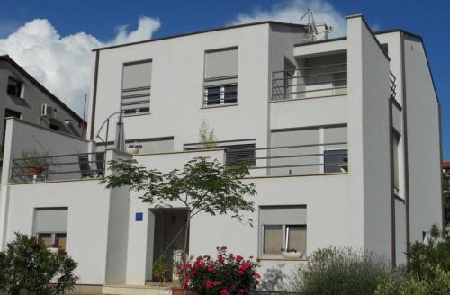 Stinjan Apartment | Apartment near the beach