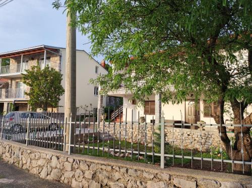 Klenovica Apartment | Apartment Olcsica