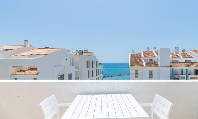 Altea Apartment | Apartment 'Penthouse Center Altea' with Sea View, Wi-Fi and Air Conditioning