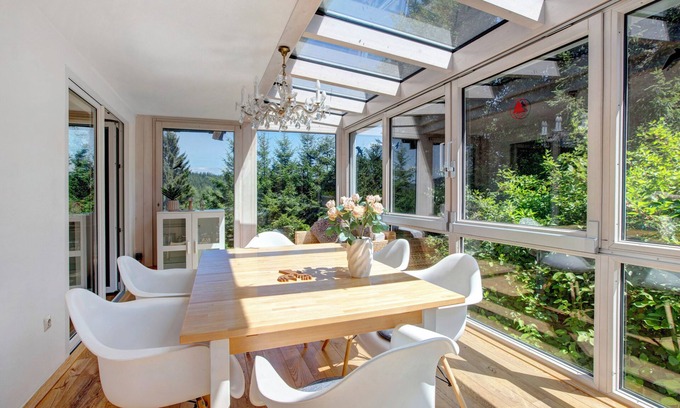 Altglashutten Apartment | Apartment 'Tannenzäpfle' with Private Terrace, Shared Garden and Wi-Fi