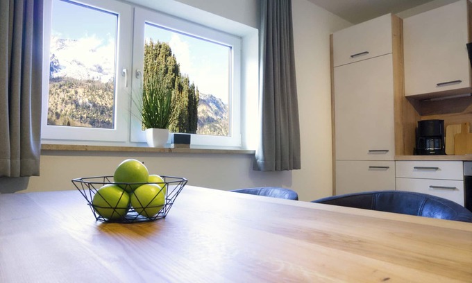 Marktschellenberg Apartment | Apartment Untersbergblick, 40sqm for 4 persons